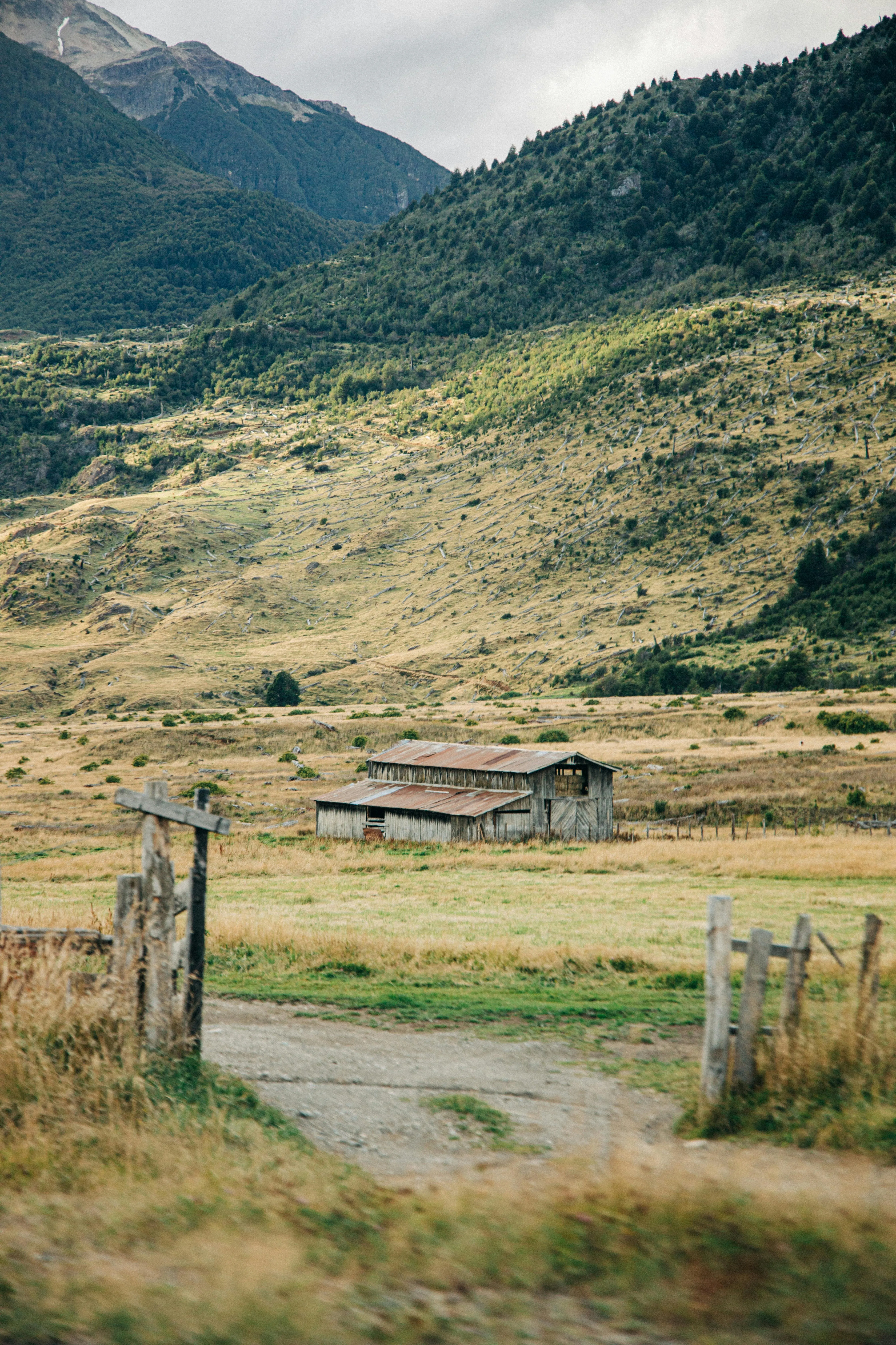 Casa antigua de campo en el sur de Chile